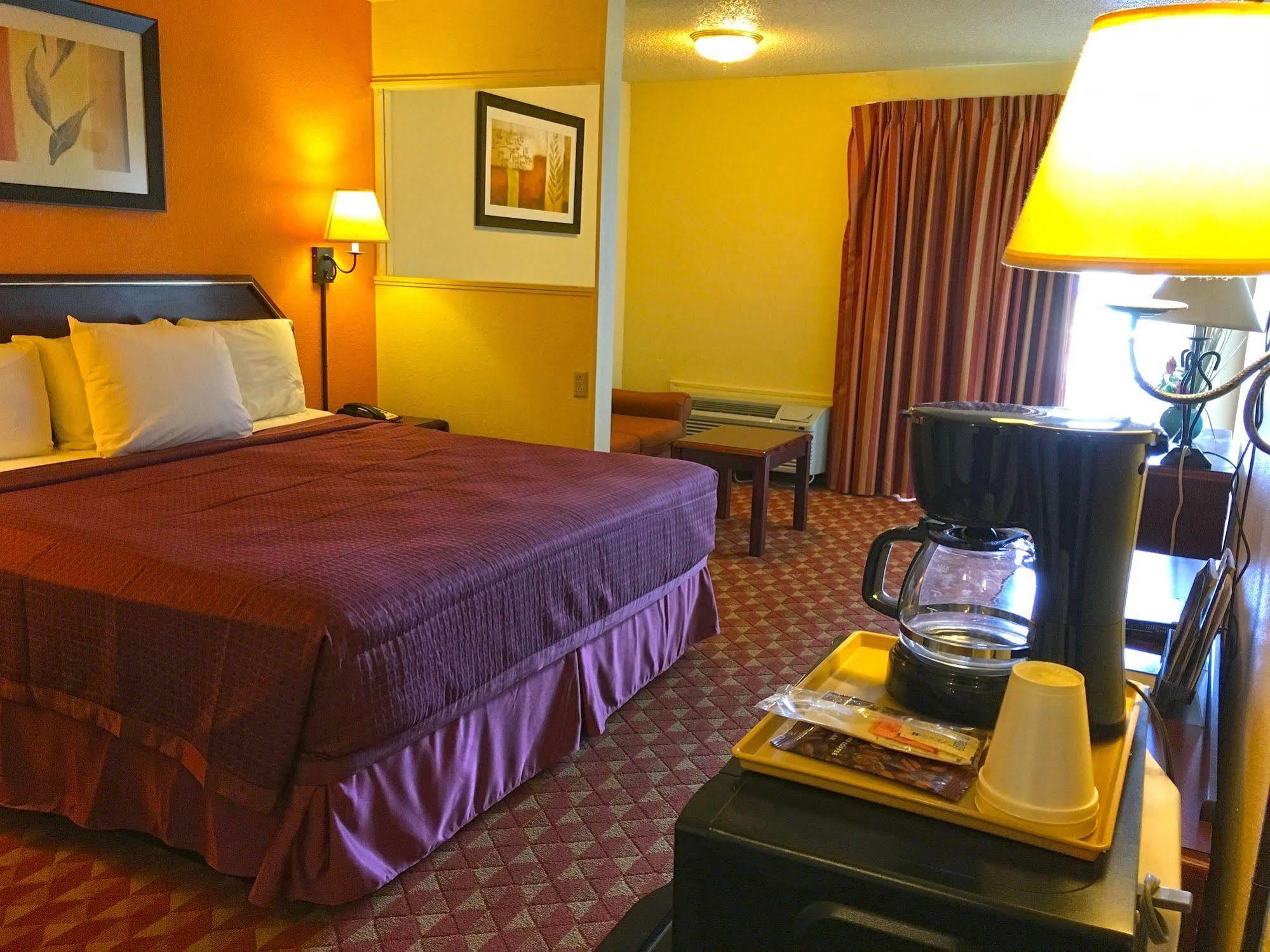 Executive Inn & Suites Prescott Экстерьер фото
